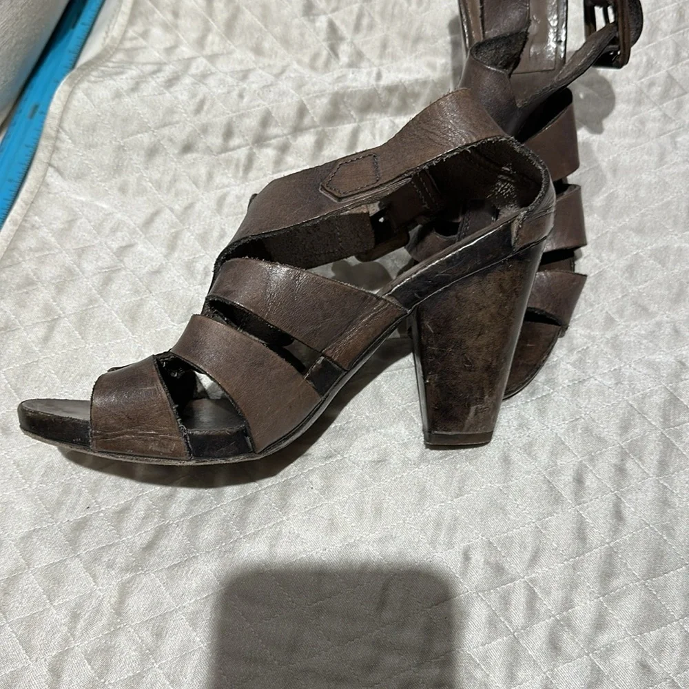 MOMA gray Leather Sandals - Picture 3 of 11